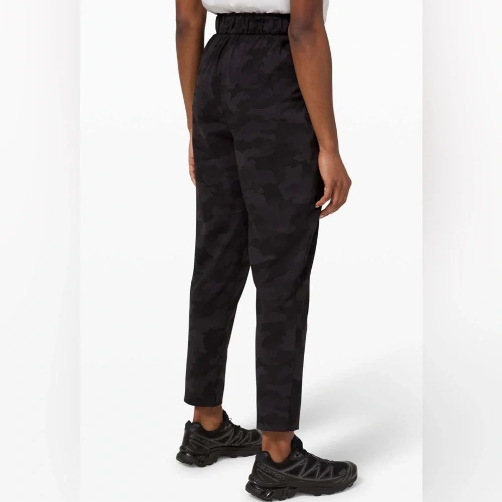 Lululemon Athletica Black Camouflage Joggers